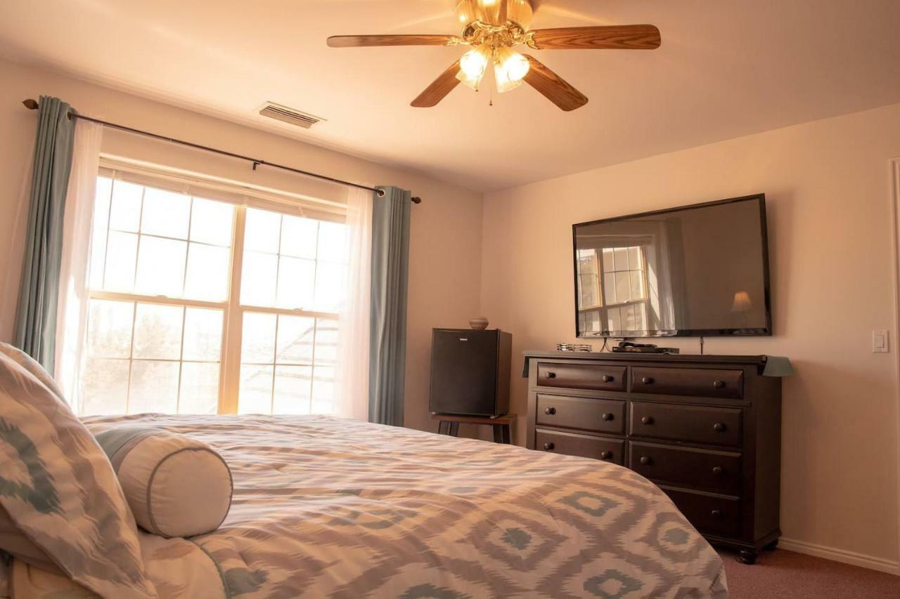 Wahweap Ranch - 8-Bedroom Lake Powell Vacation House Page Bagian luar foto